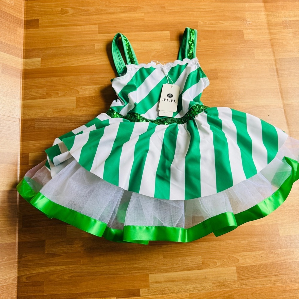 Iefiel green dance costume with tutu style skirt size 6 nwt